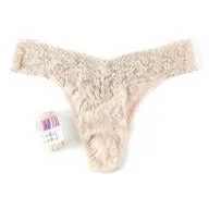 Hanky Panky Signature Lace Low Rise Thong in One Size