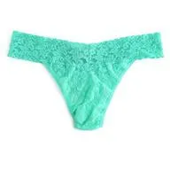 Hanky Panky Signature Lace Low Rise Thong in One Size