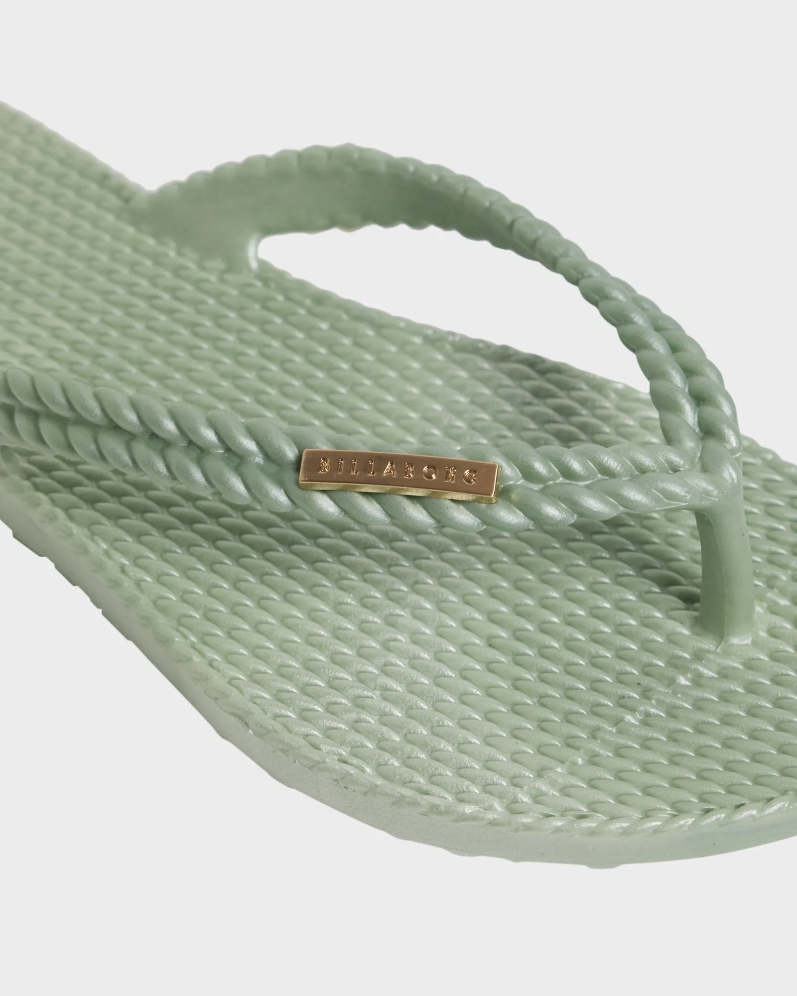 Womens Kick Back Metallic Sandals